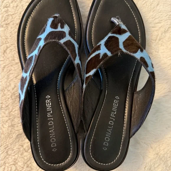 NIB Donald J. Pliner | Giraffe Hair Calf Wedge Sandals | Style CISAR2-H9 | Sz 9 - Picture 3 of 9